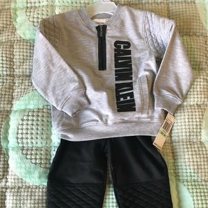 NWT Calvin Klein baby boys 2 piece set 18 months